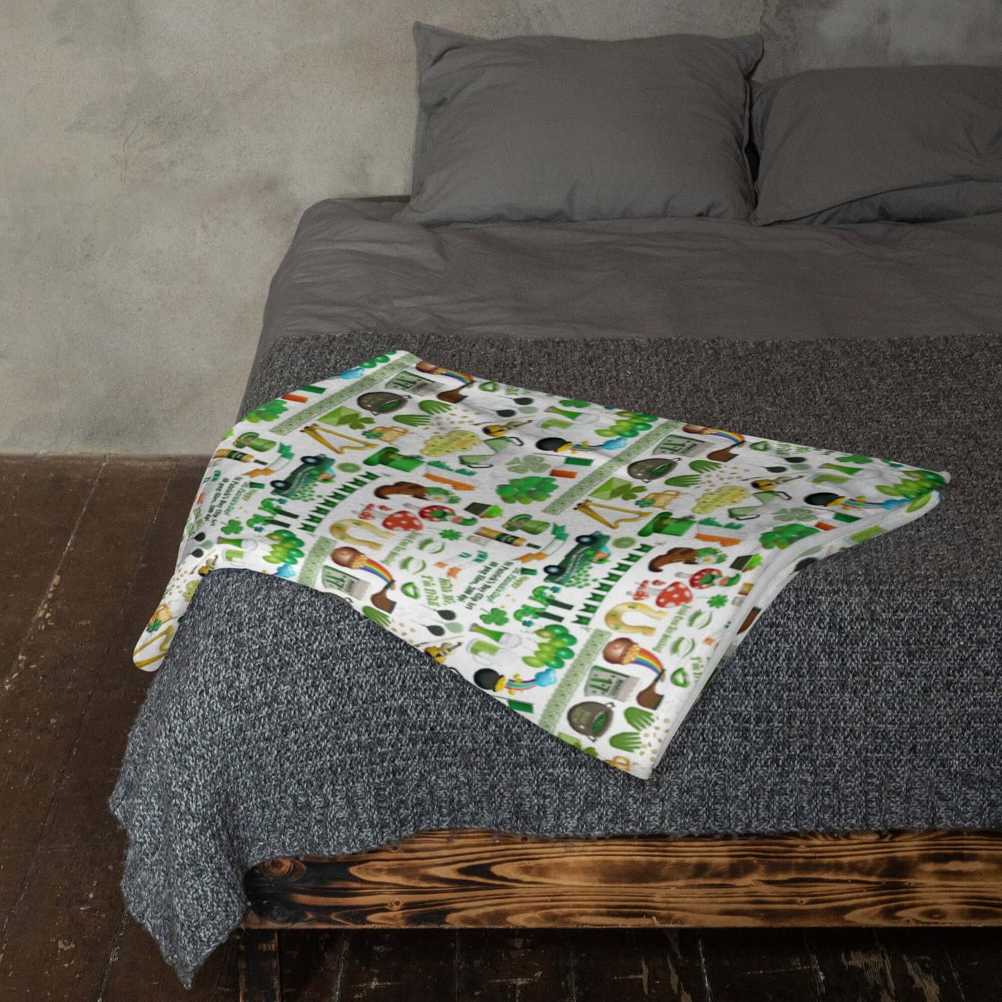 Chase the rainbow St Patty's Throw Blanket - The Bargains Basement