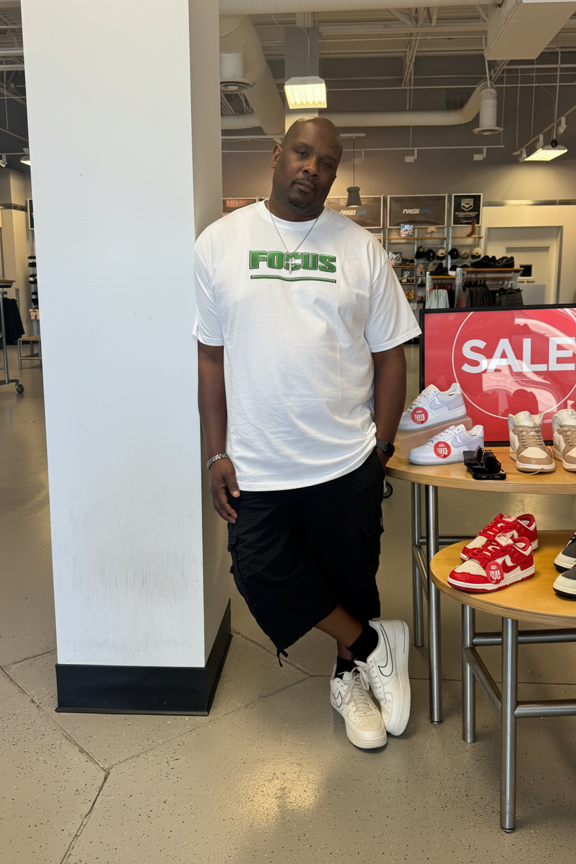 FOCUS T-Shirt The Bargains Basement