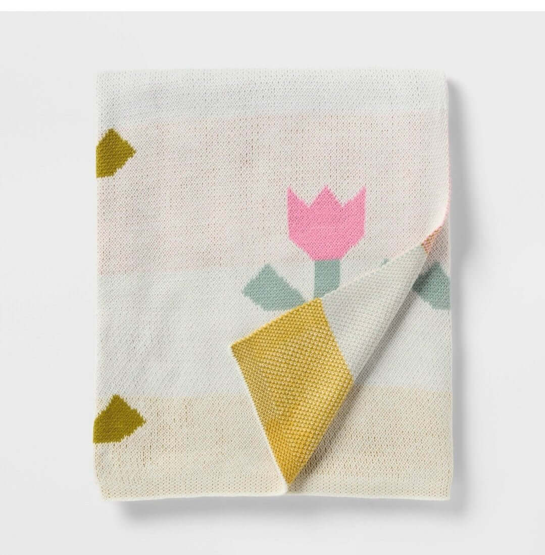 48x58 Tulip Throw Blanket - pillowfort - The Bargains Basement48x58 Tulip Throw Blanket - pillowfort