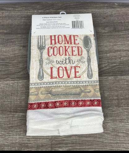 Kitchen Towel Set Home Cooked With Love Themed 4 Piece Set  2 Towels, 2 Hot Pads - The Bargains Basement