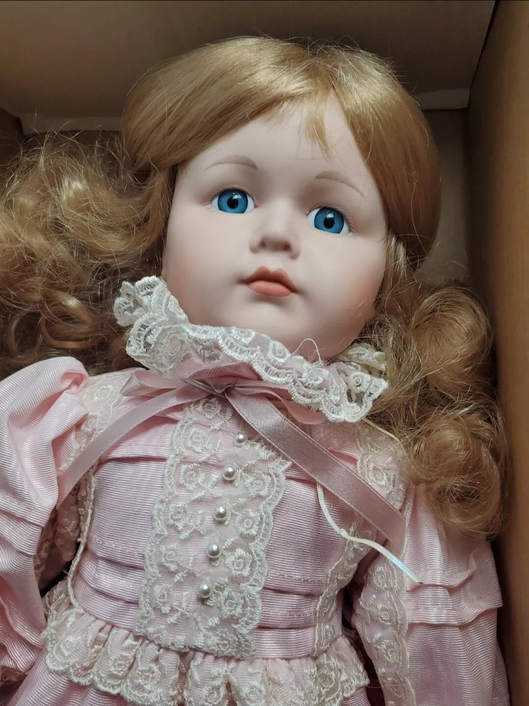 VINTAGE Connoisseur Collection Doll Margaret