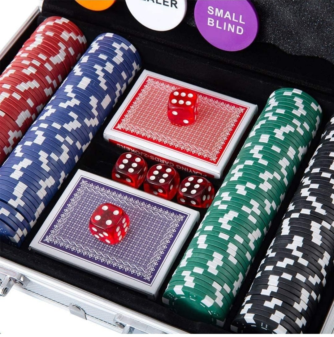 Deluxe Poker Set with Aluminum Case - 200 Chips & Cards - The Bargains BasementDeluxe Poker Set with Aluminum Case - 200 Chips & Cards